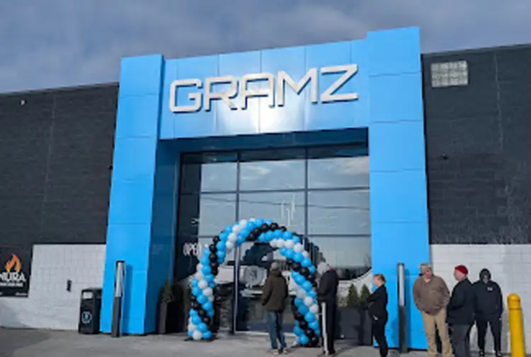 GRAMZ Cannabis Outlet Store Romeo GRAMZ Cannabis Outlet Store Romeo