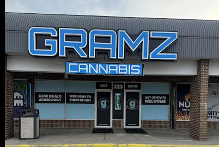 GRAMZ Cannabis Outlet Store GRAMZ Cannabis Outlet Store